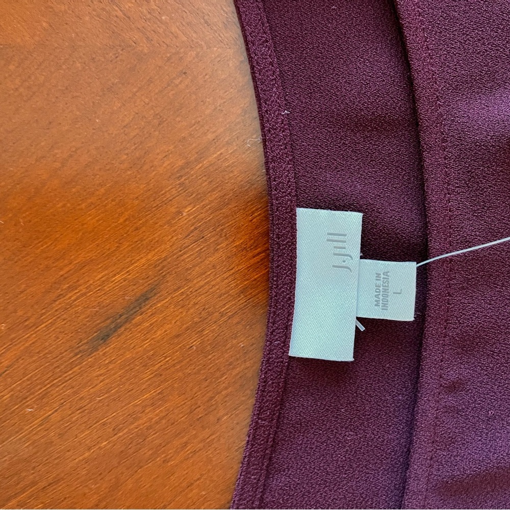 J Jill Tunic Pinot Wine Scoop Neck Crepe Sz L Pleated Hem Top Blouse NWT Holiday - Picture 6 of 9